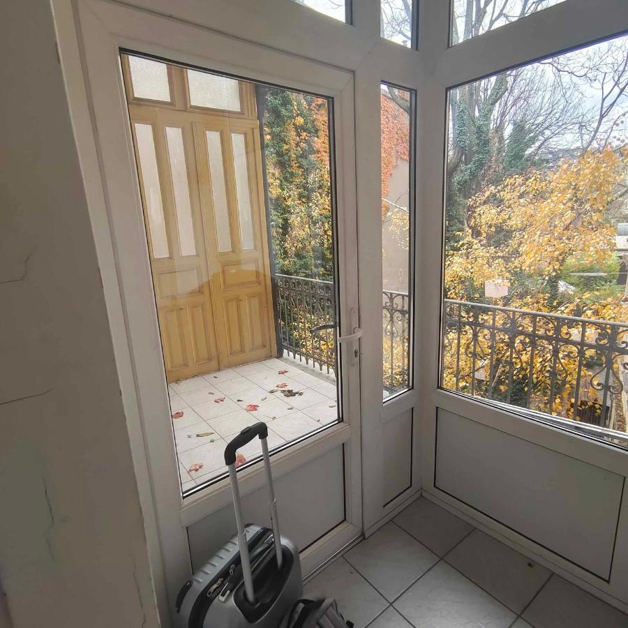 Large 4 Room Apartment In The Center Of Вена Экстерьер фото